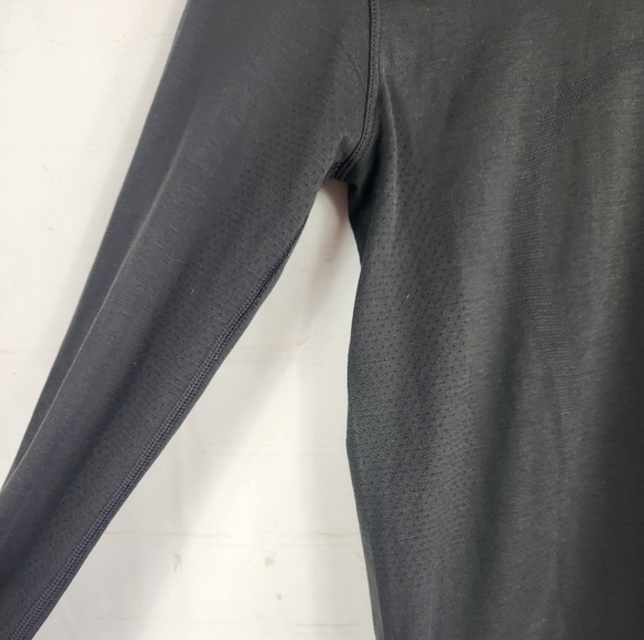 Lululemon Swiftly Tech Casual Athletic Long Sleeve Hip Length Shirt Top Black 6 - Picture 5 of 10